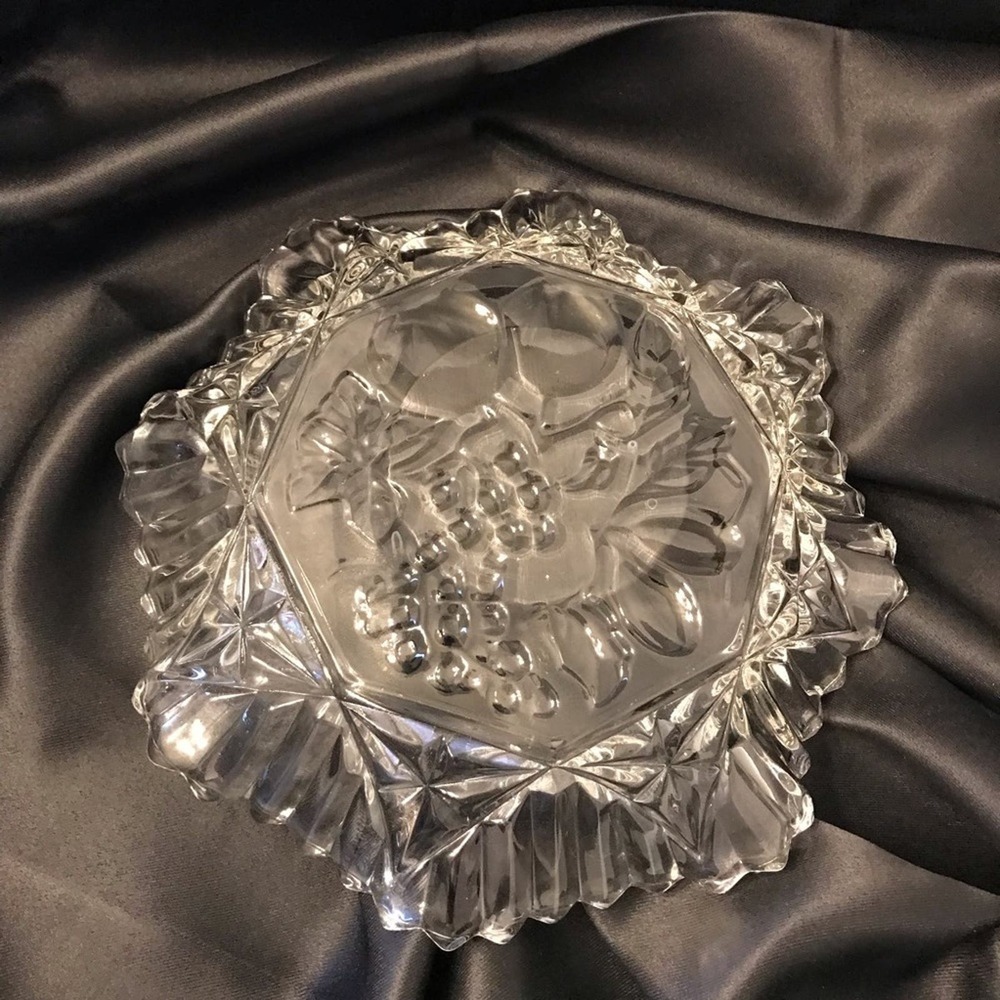 Vintage Pioneer Intaglio Fruit Crystal Ruffled Serving Set by Federal - Picture 13 of 15